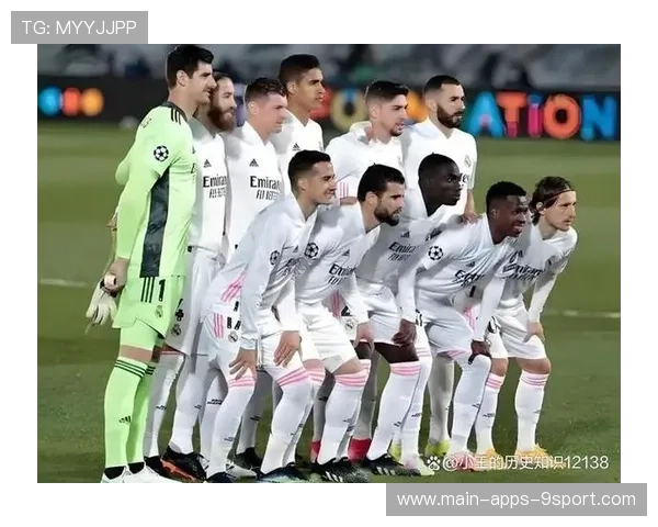 皇马考虑交易戴维斯：未来锋线的激烈角逐