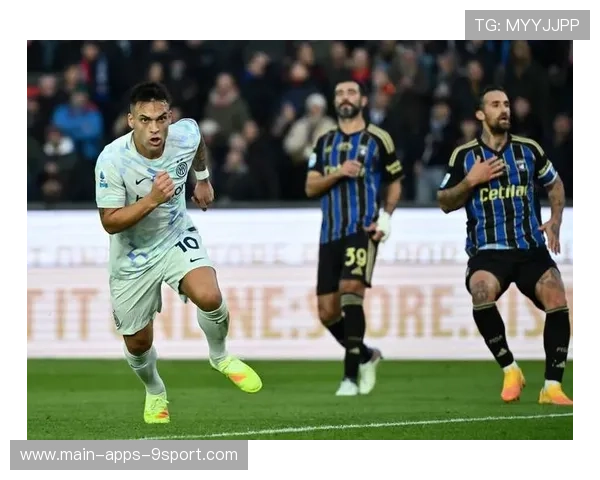 意甲榜首之争激烈，那不勒斯暂居第一，意甲第二轮那不勒斯对ac米兰